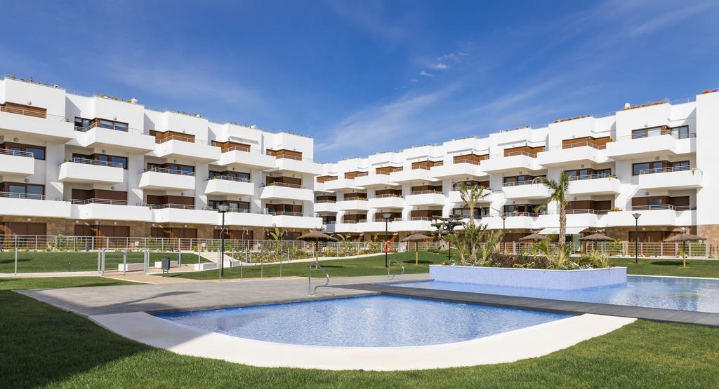 Terrazas De Campoamor By Mar Holidays Orihuela Esterno foto